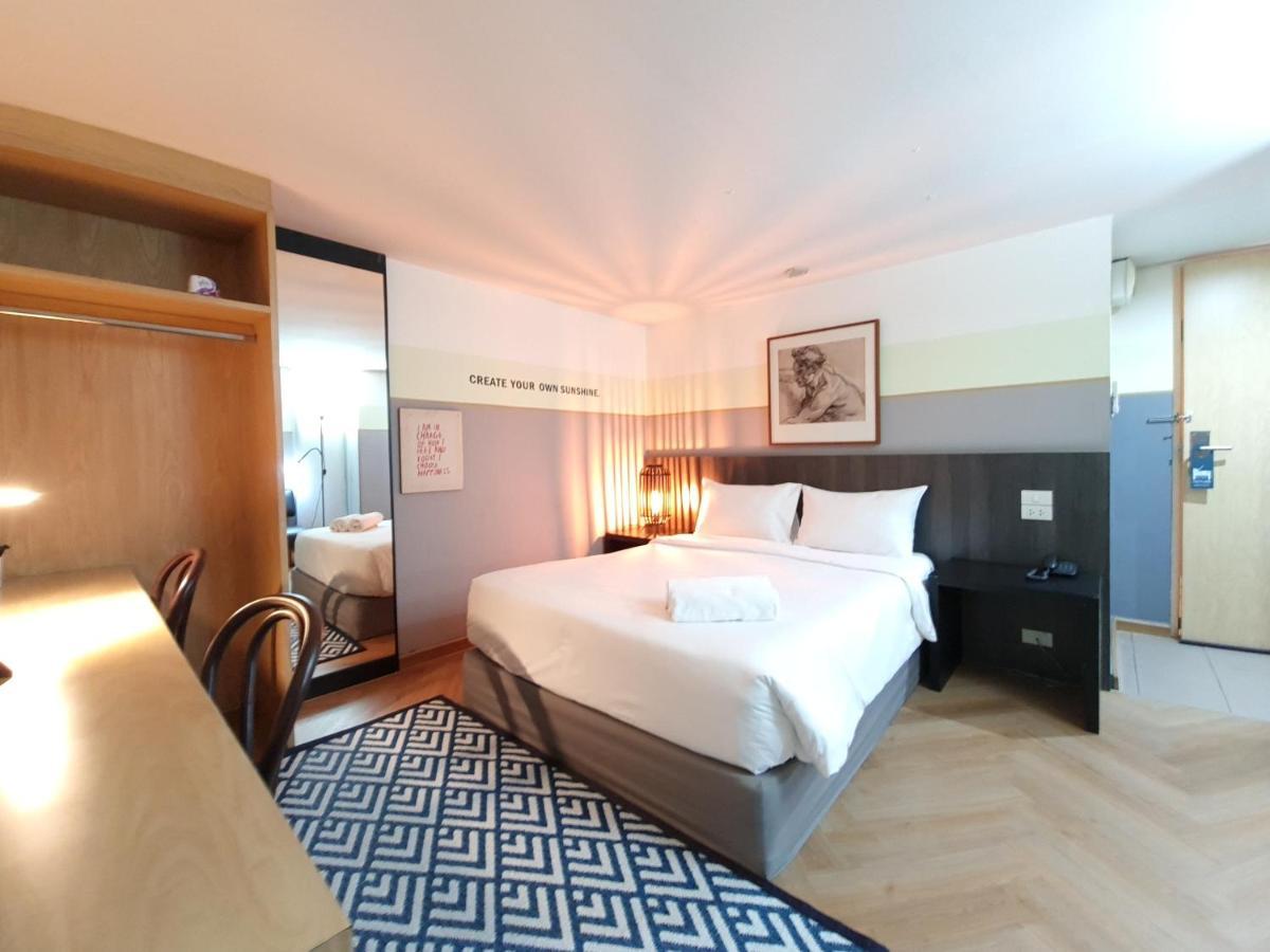 Somewhere To Escape - Hometel Banguecoque Exterior foto